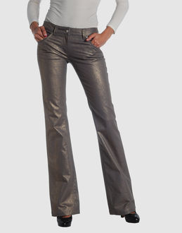 Confronta prezzi Versace pantaloni pantaloni su yoox.com