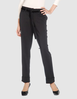 Web market place, le comparateur de prix du web: P.A.R.O.S.H.   Pantalons classiques