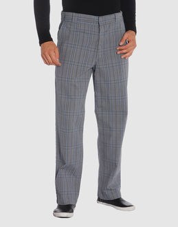 Confronta prezzi Stussy authentic gear pantaloni pantaloni classici su yoox.com