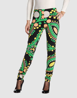 EMILIO PUCCI PANTALONI Pantaloni su YOOXCOM