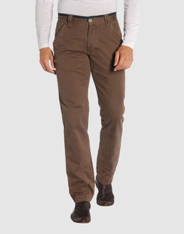 Confronta prezzi Napapijri pantaloni pantaloni su yoox.com