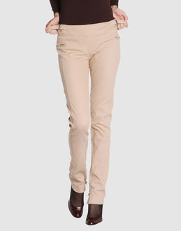 Confronta prezzi Versace pantaloni pantaloni su yoox.com