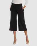 KRIZIA PANTALONI Pantaloni capri su YOOXCOM