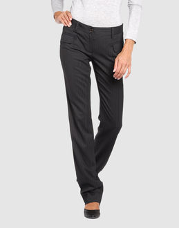 Web market place, le comparateur de prix du web: Dolce & gabbana   Pantalons classiques