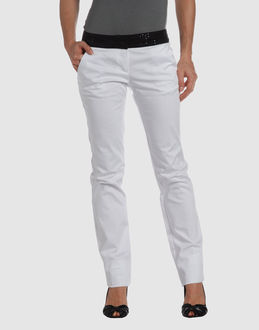 Show Off Tattoo New Low Rise Jeans MOSCHINO JEANS - Women - PANTS - Low-rise pants on YOOX.COM
