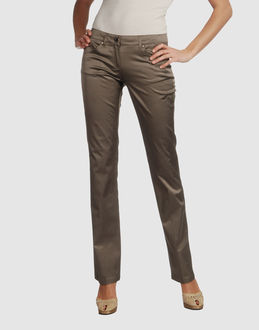 Guess By Marciano : - PANTALONS - Pantalons