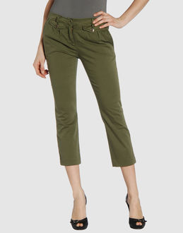 Capri-Hosen - GF FERRE� - BEI YOOX.COM