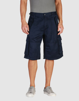 Guess :  - PANTALONS - Bermudas