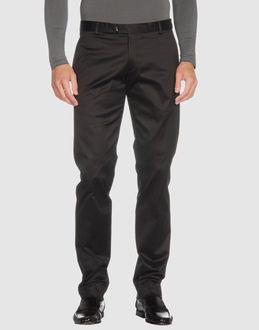 57 T - PANTALONS - Pantalons classiques - sur YOOX.COM