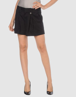  - pantalons - shorts - sur yoox.com