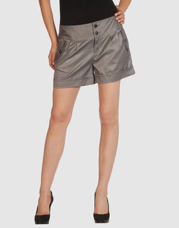  - pantalons - shorts - sur yoox.com