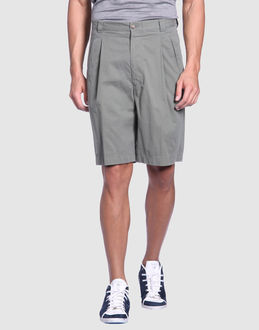 Giorgio Armani :  - PANTALONS - Bermudas