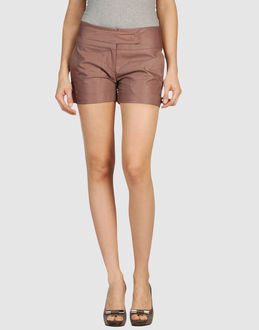  - pantalons - shorts - sur yoox.com