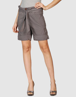  - pantalons - shorts - sur yoox.com