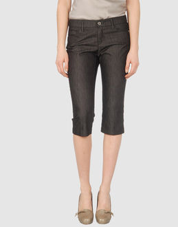  - pantalons - pantalons corsaires - sur yoox.com