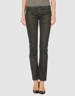 Pantalons