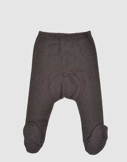 DOUDOU PANTALONS Pantalons sur YOOXCOM