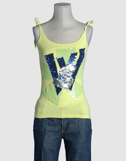 WHO*S WHO BASIC - TOPS - T-shirts sans manches sur YOOX.COM