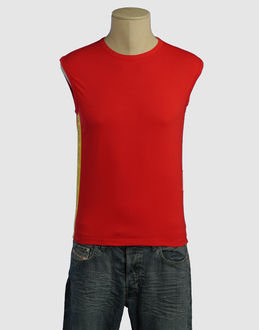 BIKKEMBERGS - TOPS - T-shirts sans manches sur YOOX.COM