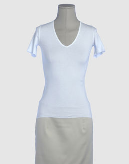 NUALA by PUMA - TOPS - T-shirts manches courtes sur YOOX.COM