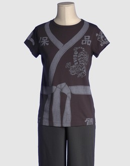 EVISU EU ED - TOPS - T-shirts manches courtes sur YOOX.COM