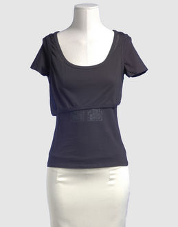NEIL BARRETT - TOPS - T-shirts manches courtes sur YOOX.COM