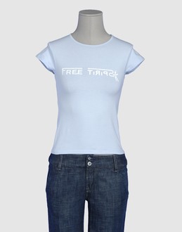 FREE SPIRIT - TOPS - T-shirts manches courtes sur YOOX.COM