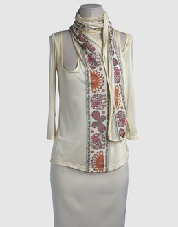JUST CAVALLI - TOPS - T-shirts manches longues sur YOOX.COM