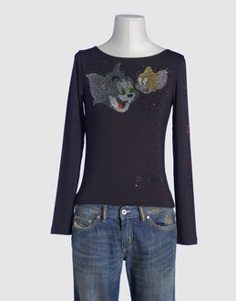 M'S PLUMS - TOPS - T-shirts manches longues sur YOOX.COM