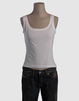 T-SKIN - TOPS - T-shirts sans manches sur YOOX.COM