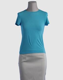 LAURA URBINATI - TOPS - T-shirts manches courtes sur YOOX.COM