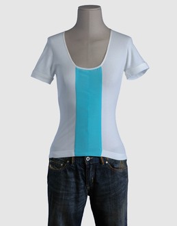NARCISO RODRIGUEZ - TOPS - T-shirts manches courtes sur YOOX.COM