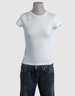 DKNY JEANS - TOPS - T-shirts manches courtes - SUR YOOX.COM
