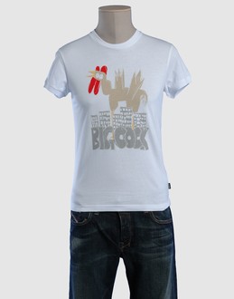 MOSCHINO JEANS - TOPS - T-shirts manches courtes sur YOOX.COM
