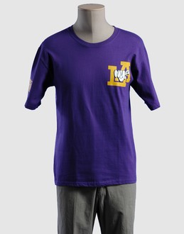 TENTH DIVISION - TOPS - T-shirts manches courtes sur YOOX.COM