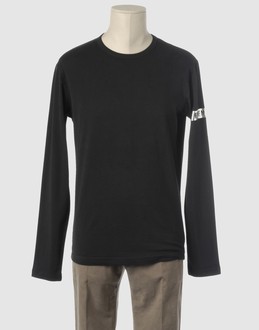BIKKEMBERGS - TOPS - T-shirts manches longues - SUR YOOX.COM