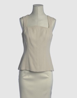 Tops - F�R - - CARACTERE -