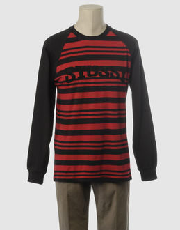 STUSSY - TOPWEAR - T-shirt maniche lunghe su YOOX.COM
