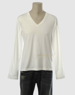 NEIL BARRETT - TOPS - T-shirts manches longues sur YOOX.COM