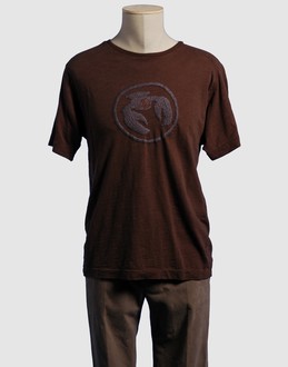 BLUE BLOOD BRAND - TOPWEAR - T-shirt maniche corte su YOOX.COM