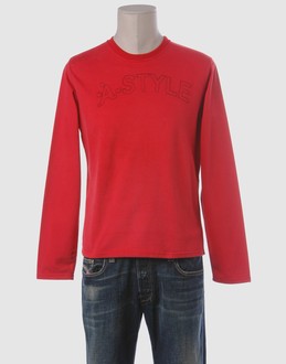 A-STYLE - TOPS - T-shirts manches longues sur YOOX.COM
