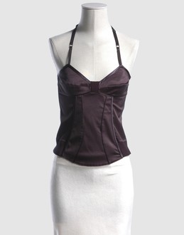 WHO*S WHO BASIC - TOPS - Tops sur YOOX.COM