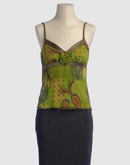 Tops - F�R - - ILARY -