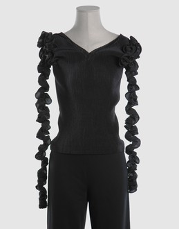 ISSEY MIYAKE - TOPS - T-shirts sans manches sur YOOX.COM