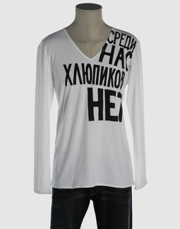 DENIS SIMACHEV - TOPS - T-shirts manches longues sur YOOX.COM