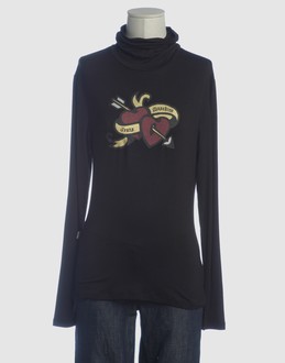 MOSCHINO JEANS - TOPS - T-shirts manches longues sur YOOX.COM