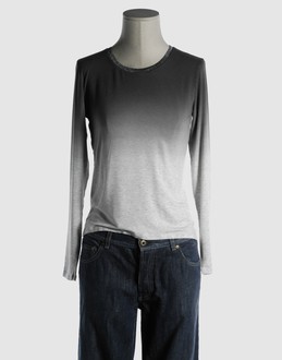 ANDREA FENZI - TOPS - T-shirts manches longues sur YOOX.COM