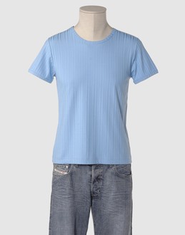 VESTIUM OFFICINA - TOPS - T-shirts manches courtes sur YOOX.COM