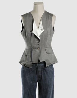 CELYN B. - TOPS - Tops sur YOOX.COM