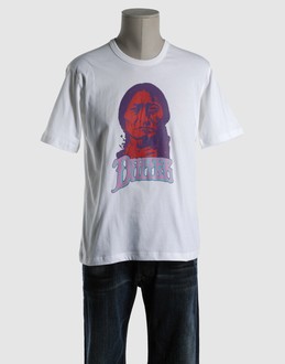 DUFFER ST.GEORGE - TOPS - T-shirts manches courtes sur YOOX.COM